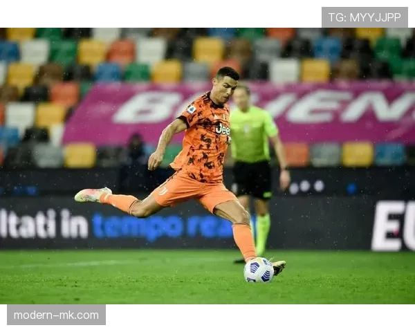 齐达内革新战术体系,推动球队结构升级剑指冠军 齐达内革新战术体系,推动球队结构升级剑指冠军