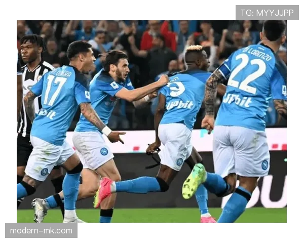 那不勒斯本赛季意甲表现稳健,竞争力持续提升 那不勒斯本赛季意甲表现稳健,竞争力持续提升