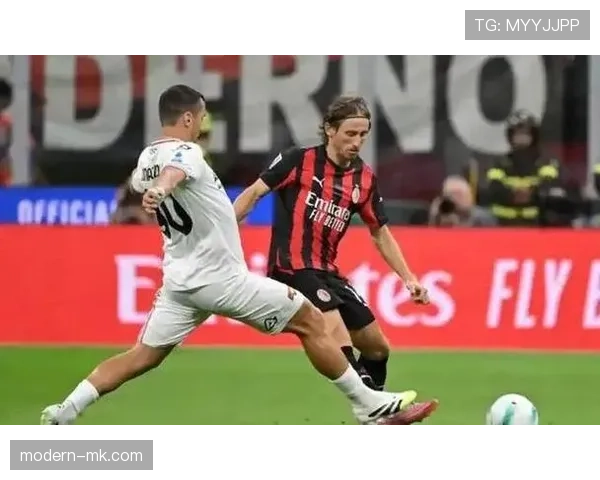 高位压迫反成软肋？AC米兰一压上去就被打穿