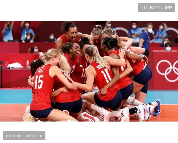 乔丹·汤普森训练完直接去米其林三星，这日子过得比顶流还顶流