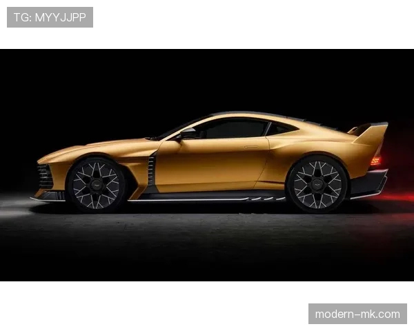 阿尔瓦雷斯训练完顺手买了辆限量超跑，说是为了省油